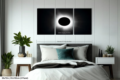 a black and white picture of a solar eclipse