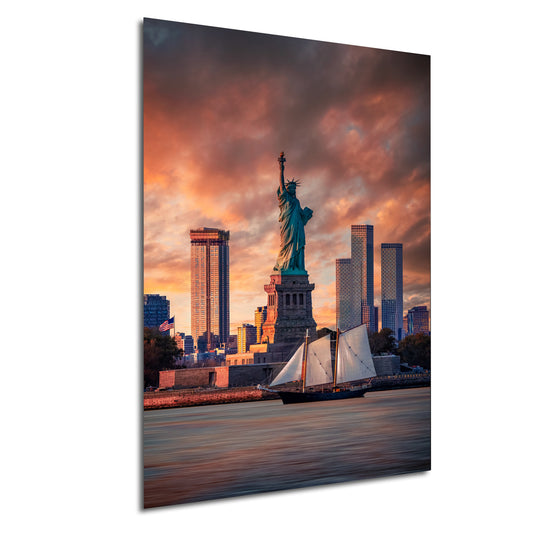 the statue of liberty in new york city