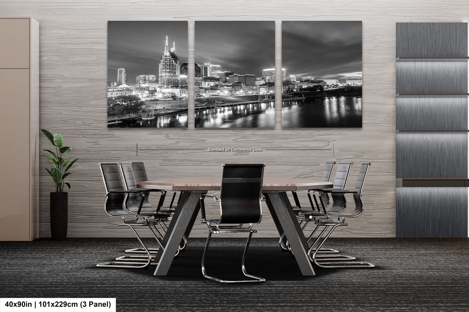 a black and white photo of a city skyline