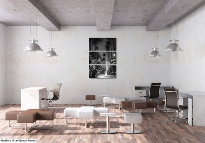 a room with a lot of chairs and desks