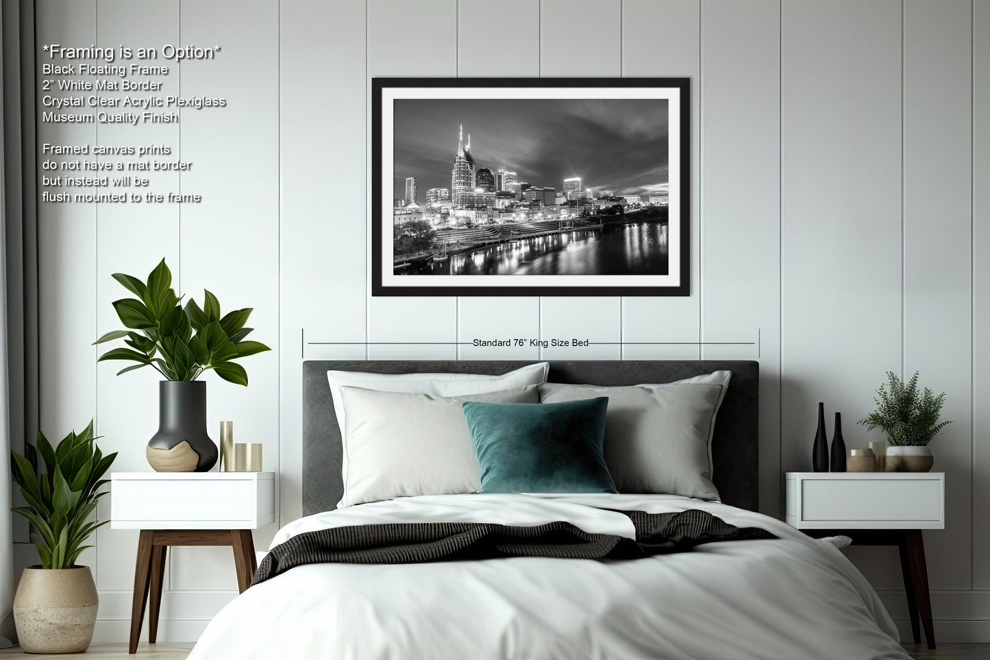 a black and white photo of a city skyline